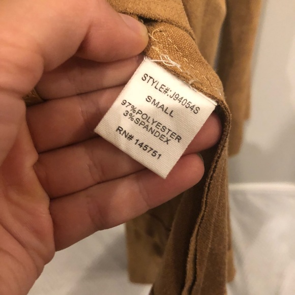 🍂Camel Faux Suede Jacket 🍂 - Picture 4 of 4